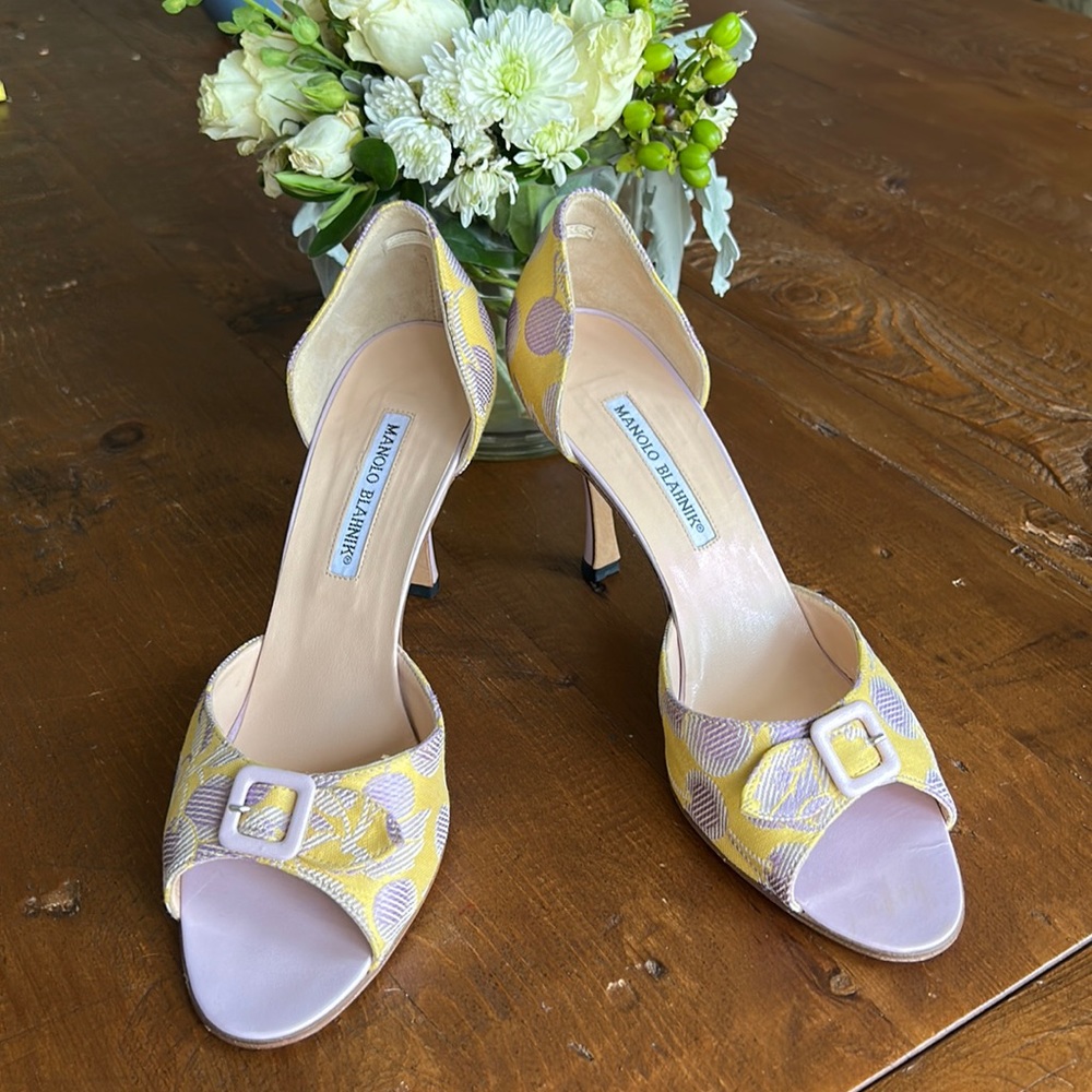 EUC Manolos with peep toe (purple & yellow) (39.5)